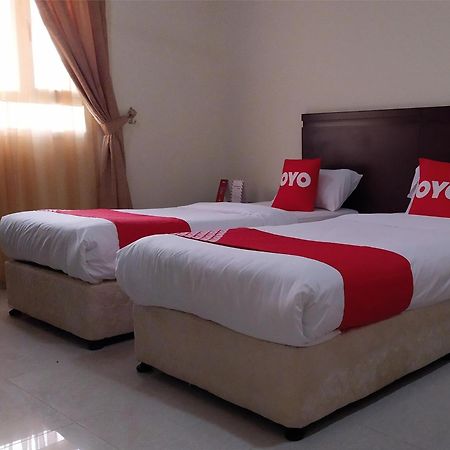Super Oyo 107 Al Areen Hotel Apartments Shāhiq Extérieur photo